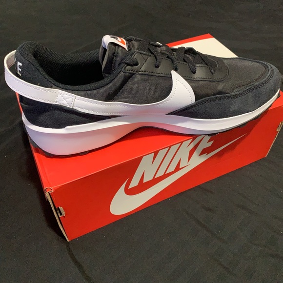 MENS NIKE SNEAKERS - Picture 5 of 11